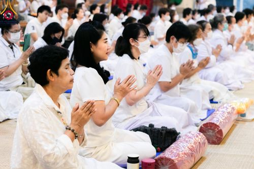 ภาพ No.115593:พิธีถวายภัตตาหารเป็นสังฆทาน แด่คณะพระธรรมยาตรา ปีที่ 12 วันที่ 20 มกราคม พ.ศ. 2567 ณ วัดโบสถ์(บน) บางคูเวียง จ.นนทบุรี