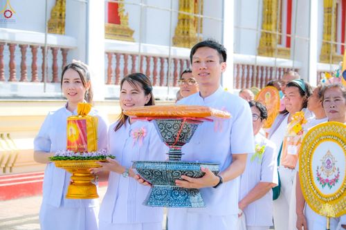 ภาพ No.260984:วันที่ 19 ตุลาคม พ.ศ. 2568 พิธีทอดกฐินสามัคคีทั่วไทย 30,000 วัด โดยคณะศิษยานุศิษย์ บูชาธรรม 81 ปี หลวงพ่อธัมมชโย ณ วัดทุ่งน้อย อ.นครชัยศรี จ.นครปฐม