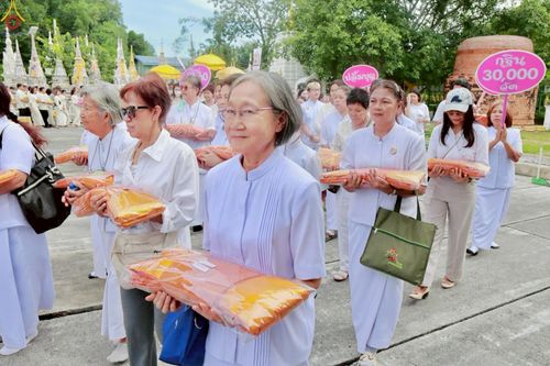 ภาพ No.269301:วันที่ 26 ตุลาคม พ.ศ. 2568 พิธีทอดกฐินสามัคคีทั่วไทย ณ วัดสว่างอารมณ์ อ.บางบ่อ จ.สมุทรปราการ  โดยคณะศิษยานุศิษย์ บูชาธรรม 81 ปี หลวงพ่อธัมมชโย