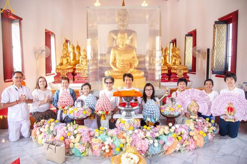 ภาพ No.162686:โครงการกฐินสามัคคีทั่วไทย 30,000 วัด บูชาธรรม 80 ปี หลวงพ่อธัมมชโย โดย คณะศิษยานุศิษย์วัดพระธรรมกาย ณ วัดโบสถ์บน จ.นนทบุรี วันที่ 19 ตุลาคม พ.ศ. 2567