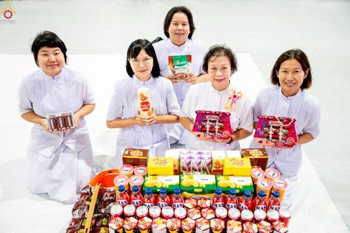 ภาพ No.235276:วันที่ 27 กรกฎาคม พ.ศ. 2568 พิธีตักบาตรฉลองพระใหม่ โครงการบรรพชาและอุปสมบทมู่รุ่นเข้าพรรษา ณ วัดพระธรรมกาย