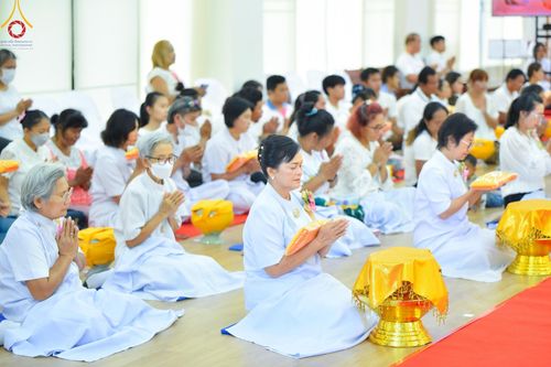 ภาพ No.133307:พิธีบรรพชาสามเณร ในโครงการบรรพชาสามเณร ฟื้นฟูพระพุทธศาสนาทั่วไทย ณ ศูนย์ปฏิบัติธรรมจันทบุรี วันพุธที่ 3 เมษายน พ.ศ. 2567