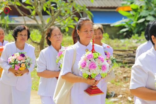 ภาพ No.183349:พิธีทอดกฐิน ณ วัดพระธาตุจอมทอง จ.เชียงราย ในโครงการทอดกฐินสามัคคีทั่วไทย 30,000 วัด บูชาธรรม 80 ปี หลวงพ่อธัมมชโย โดยคณะศิษยานุศิษย์วัดพระธรรมกาย วันที่ 22 ตุลาคม พ.ศ. 2567