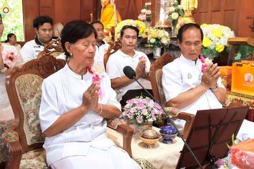 ภาพ No.266959:วันที่ 26 ตุลาคม พ.ศ. 2568 พิธีทอดกฐินสามัคคีทั่วไทย ณ วัดจันทร์เจริญสุข ต.บ้านปรก อ.เมืองสมุทรสงคราม จ.สมุทรสงคราม โดยคณะศิษยานุศิษย์ บูชาธรรม 81 ปี หลวงพ่อธัมมชโย