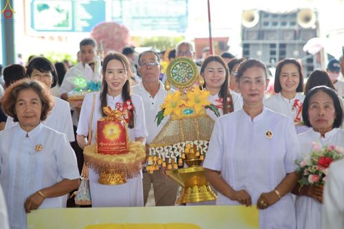 ภาพ No.278166:วันที่ 1 พฤศจิกายน พ.ศ. 2568 พิธีทอดกฐินสามัคคีทั่วไทย ณ วัดไทรย์ ต.ป่างิ้ว จ.อ่างทอง โดยคณะศิษยานุศิษย์ บูชาธรรม 81 ปี หลวงพ่อธัมมชโย