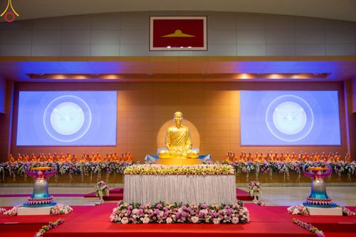 ภาพ No.88795:พิธีบูชาครูผู้ค้นพบวิชชาธรรมกาย วันศุกร์ที่ 29 กันยายน พ.ศ. 2566 วันเพ็ญขึ้น 15 ค่ำ เดือน 10 ณ วัดพระธรรมกาย