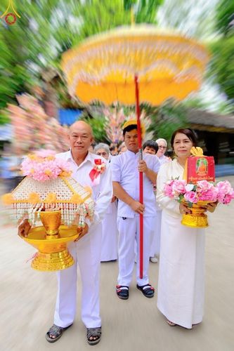 ภาพ No.170432:พิธีทอดกฐิน ณ วัดดอนแก้ว อ.แม่ระมาด จ.ตาก ในโครงการกฐินสามัคคีทั่วไทย 30,000 วัด บูชาธรรม 80 ปี หลวงพ่อธัมมชโย โดยคณะศิษยานุศิษย์วัดพระธรรมกาย วันที่ 27 ตุลาคม พ.ศ. 2567