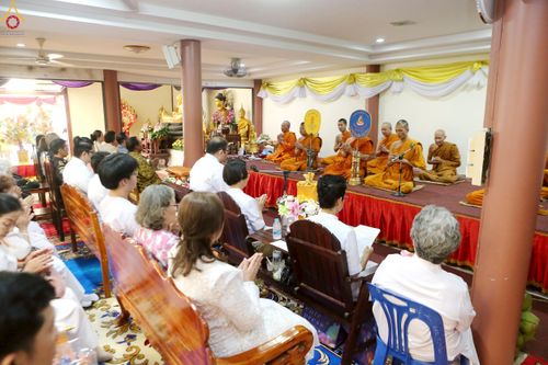 ภาพ No.257840:วันที่ 18 ตุลาคม พ.ศ. 2568 พิธีทอดกฐินสามัคคีทั่วไทย 30,000 วัด โดยคณะศิษยานุศิษย์ บูชาธรรม 81 ปี หลวงพ่อธัมมชโย ณ วัดสุทธิจิตตาราม เขตทวีวัฒนา กรุงเทพมหานคร