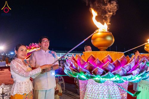 ภาพ No.211683:วันอาทิตย์ที่ 16 มีนาคม พ.ศ. 2568 พิธีจุดประทีปถวายเป็นพุทธบูชา ฉลองปทุมเจดีย์ (เจดีย์พระพุทธเจ้า 5 พระองค์) ณ ศูนย์อบรมเยาวชนปัตตานี