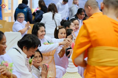 ภาพ No.94534:พิธีทอดกฐินวัดพระธรรมกายสวิตเซอร์แลนด์ วันอาทิตย์ที่ 12 พฤศจิกายน พ.ศ. 2566 ณ หอประชุม Schulhaus Obergoldbach