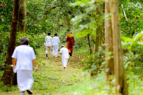 ภาพ No.258343:วันที่ 18 ตุลาคม พ.ศ. 2568 พิธีทอดกฐินสามัคคีทั่วไทย 30,000 วัด โดยคณะศิษยานุศิษย์ บูชาธรรม 81 ปี หลวงพ่อธัมมชโย ณ สำนักสงฆ์ป่าเขานันทา จ.สุพรรณบุรี