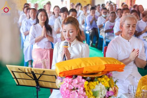 ภาพ No.172799:พิธีทอดกฐิน วัดบ้านออบ จ.เชียงใหม่ ในโครงการกฐินสามัคคีทั่วไทย 30,000 วัด บูชาธรรม 80 ปี หลวงพ่อธัมมชโย โดยคณะศิษยานุศิษย์วัดพระธรรมกาย วันที่ 31 ตุลาคม พ.ศ. 2567