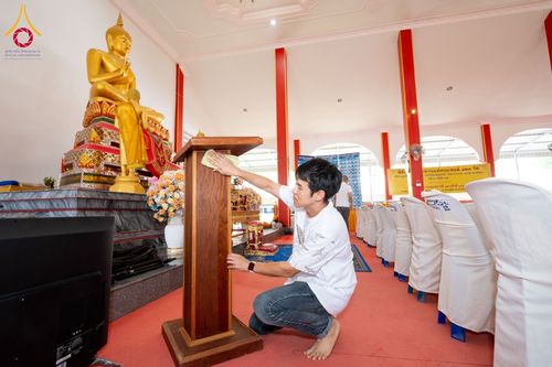 ภาพ No.143968:พิธีถวายสังฆทานแด่คณะสงฆ์ 323 วัด  ปีที่ 20 ครั้งที่  171 พิธีมอบกองทุนหนุนแรงใจช่วยครูใต้  ปีที่ 17 ครั้งที่ 136  และพิธีทำบุญอุทิศส่วนกุศลให้ผู้วายชนม์ในเหตุการณ์ไม่สงบ 4 จังหวัดชายแดนภาคใต้(ปัตตานี ยะลา นราธิวาส สงขลา) วันเสาร์ที่ 13 กรกฎาคม พ.ศ. 2567