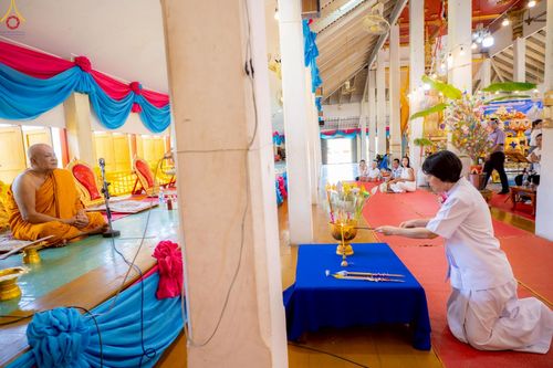 ภาพ No.259521:วันที่ 19 ตุลาคม พ.ศ. 2568 พิธีทอดกฐินสามัคคีทั่วไทย 30,000 วัด โดยคณะศิษยานุศิษย์ บูชาธรรม 81 ปี หลวงพ่อธัมมชโย ณ วัดแก้วฟ้า จ.พระนครศรีอยุธยา