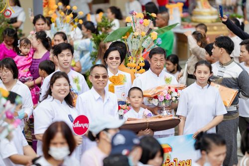 ภาพ No.93211:พิธีทอดกฐินสามัคคีทั่วไทย 5,000 วัด ณ วัดคลองชัน จ.ปทุมธานี วันที่ 12 พฤศจิกายน พ.ศ. 2566