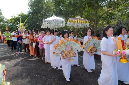 ภาพ No.182200:พิธีทอดกฐิน ณ วัดหนองกะดวง อ.ดอนเจดีย์ จ.สุพรรณบุรี ในโครงการทอดกฐินสามัคคีทั่วไทย 30,000 วัด บูชาธรรม 80 ปี หลวงพ่อธัมมชโย โดยคณะศิษยานุศิษย์วัดพระธรรมกาย วันที่ 9 พฤศจิกายน พ.ศ.2567