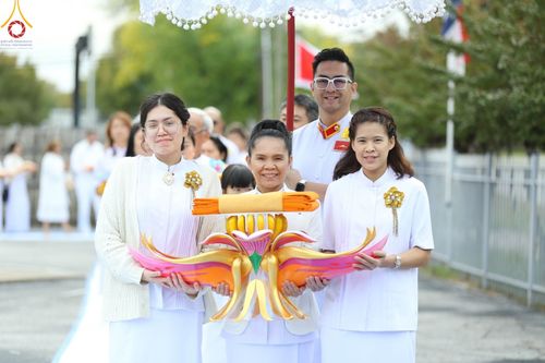 ภาพ No.100367:พิธีทอดกฐินบรมจักรพรรดิ ณ วัดพระธรรมกายเท็กซัส รัฐเท็กซัส สหรัฐอเมริกา วันอาทิตย์ที่ 12 พฤศจิกายน พ.ศ. 2566
