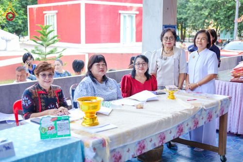 ภาพ No.173945:พิธีทอดกฐิน ณ วัดสุดสวาสดิ์ ต.บ้านคลอง อ.เมือง จ.พิษณุโลก ในโครงการกฐินสามัคคีทั่วไทย 30,000 วัด บูชาธรรม 80 ปี หลวงพ่อธัมมชโย โดยคณะศิษยานุศิษย์วัดพระธรรมกาย วันที่ 9 พฤศจิกายน พ.ศ. 2567