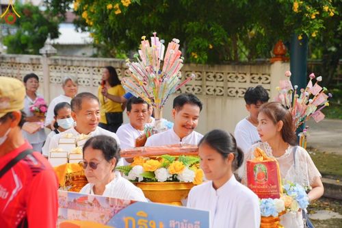 ภาพ No.168590:พิธีทอดกฐิน ณ วัดส่องคบ จ.ชัยนาท ในโครงการกฐินสามัคคีทั่วไทย 30,000 วัด บูชาธรรม 80 ปี หลวงพ่อธัมมชโย โดยคณะศิษยานุศิษย์วัดพระธรรมกาย วันที่ 20 ตุลาคม พ.ศ. 2567