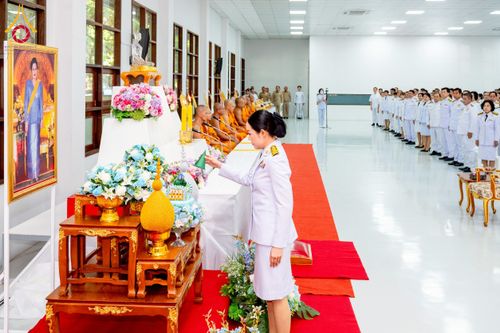 ภาพ No.237596:พิธีเจริญพระพุทธมนต์ ปฏิบัติธรรมเจริญสมาธิภาวนา และทำบุญตักบาตร ถวายพระราชกุศล เนื่องในโอกาสวันเฉลิมพระชนมพรรษา สมเด็จพระนางเจ้าสิริกิติ์ พระบรมราชินีนาถ พระบรมราชชนนีพันปีหลวง วันอังคารที่ 12 สิงหาคม พ.ศ. 2568  ณ อาคารปลูกศรัทธา 2 วัดพระธรรมกาย 