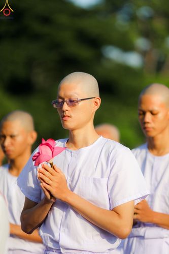 ภาพ No.103016:พิธีวันทาเจดีย์ พิธีเวียนประทักษิณ ธรรมทายาทชาวอินโดนีเซียกว่า 1,000 คน ณ มหาเจดีย์บุโรพุทโธ ประเทศอินโดนีเซีย ในวันที่ 19 ธันวาคม พ.ศ. 2566