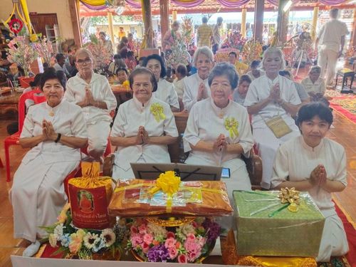 ภาพ No.182466:พิธีทอดกฐิน ณ วัดพัฒนาราม จ.ชัยนาท ในโครงการทอดกฐินสามัคคีทั่วไทย 30,000 วัด บูชาธรรม 80 ปี หลวงพ่อธัมมชโย โดยคณะศิษยานุศิษย์วัดพระธรรมกาย วันที่ 27 ตุลาคม พ.ศ. 2567