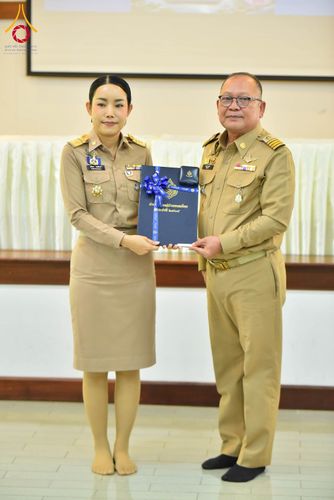 ภาพ No.344127:วันจันทร์ที่ 10 สิงหาคม พ.ศ. 2569  วัดพระธรรมกาย มูลนิธิธรรมกาย และคณะศิษย์ฯ ร่วมส่งแรงใจ “นักปกครองท้องที่ของประชาชน” เนื่องในวันกำนัน ผู้ใหญ่บ้าน 2569 พร้อมร่วมยินดีรางวัลแห่งความภาคภูมิใจของชาวอำเภอคลองหลวง