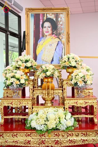 ภาพ No.280630:วันศุกร์ที่ 12 ธันวาคม พ.ศ.2568 พิธีบำเพ็ญกุศลปัญญาสมวาร (50 วัน) อุทิศถวายพระราชกุศลแด่ “พระพันปีหลวง” ณ วัดพระธรรมกาย