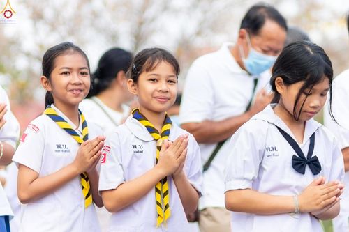 ภาพ No.301201:วันที่ 22 มกราคม พ.ศ. 2569 พิธีทอดผ้าป่าทำนุบำรุงศาสนสถาน ณ วัดใหม่พิบูลย์ผล อ.สองพี่น้อง จ.สุพรรณบุรี ในโครงการธรรมยาตรา กตัญญูบูชา มหาปูชนียาจารย์ พระมงคลเทพมุนี(สด จนฺทสโร) พระผู้ปราบมาร อนุสรณ์สถาน 7 แห่ง ปีที่ 14