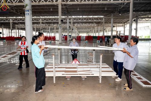 ภาพ No.58416:V.41 เทหมดใจ  ลุยต่อไป ร้อยซาวปี การเตรียมงาน การปฏิบัติงาน และการเก็บงาน ของเจ้าหน้าที่หน่วยงานต่างๆ เพื่อพิธีฉลองอายุวัฒนมงคล 80 ปี หลวงพ่อธัมมชโย และรับถวายมหาสังฆทาน 10,000 กว่าวัดทั่วประเทศ ในวันคุ้มครองโลก จันทร์ที่ 22 เมษายน พ.ศ. 2567