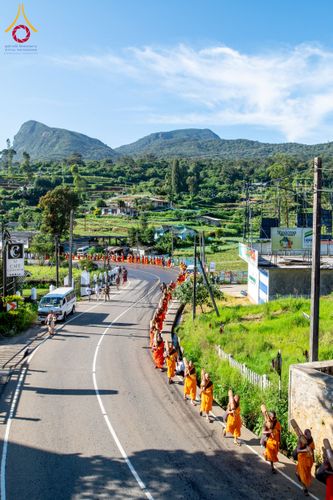 ภาพ No.226441:วันที่ 7-10 พฤษภาคม พ.ศ. 2568 โครงการเดินธรรมยาตรา สยาม-ลังกา ธรรมยาตรา ฉลองเทศกาลวิสาขบูชาแห่งชาติ ศรีลังกา บูชาธรรม 81 ปี หลวงพ่อธัมมชโย เมืองนูวราอิลิยา ประเทศศรีลังกา