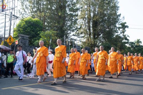 ภาพ No.81959:พิธีจุดวิสาขประทีป 22,000 ดวงและโคมลอย 3,000 ดวง ( Festival  lampion Vesak Indonesia) ณ มหาเจดียบรมพุทโธ อินโดนีเซีย  วันอาทิตย์ที่ 4 มิ.ย. พ.ศ.2566