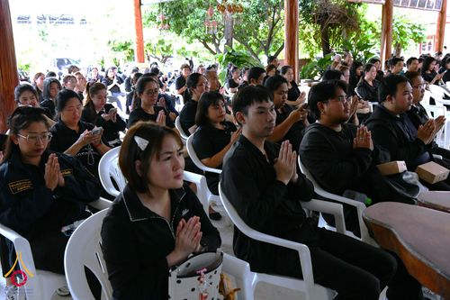 ภาพ No.337270:วันที่ 13-27 มิถุนายน พ.ศ.2569 พสกนิกรอำเภอคลองหลวง จัดพิธีบำเพ็ญกุศลสวดพระอภิธรรม อุทิศถวายพระกุศลแด่สมเด็จพระเจ้าลูกเธอ เจ้าฟ้าพัชรกิติยาภาฯ
