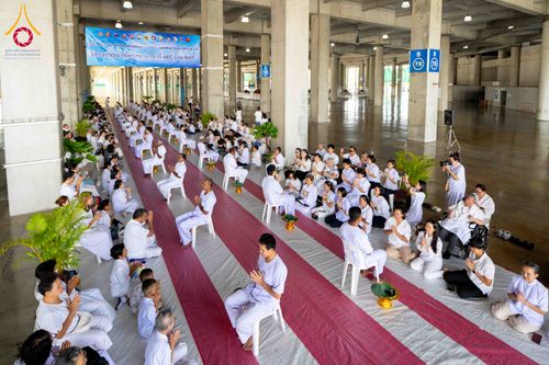 ภาพ No.339748:วันที่ 19 กรกฎาคม พ.ศ.2569 พิธีตัดปอยผม โครงการบวชพระนานาชาติ AEC และ WAB รุ่นที่ 10 THE AEC & INTERNATIONAL ORDINATION PROGRAM ณ มหารัตนวิหารคด 30 วัดพระธรรมกาย ปทุมธานี