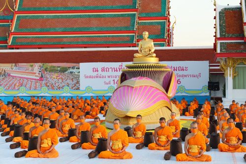 ภาพ No.72680:พุทธบุตรธรรมยาตรา ปฏิบัติธรรมและบันทึกภาพประวัติศาสตร์ ในโครงการธรรมยาตรากตัญญูบูชา มหาปูชนียาจารย์ พระมงคลเทพมุนี(สด จนฺทสโร) พระผู้ปราบมาร อนุสรณ์สถาน 7 แห่ง ปีที่ 11 ณ วัดสองพี่น้อง อ.สองพี่น้อง จ.สุพรรณบุรี วันที่ 15 มกราคม พ.ศ. 2566