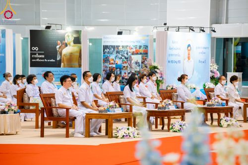 ภาพ No.90638:พิธีบำเพ็ญกุศลสวดพระอภิธรรม อุบาสกถาวร พรหมถาวร (อุบาสกผู้ปั้นพระ) วันอาทิตย์ที่ 15 ตุลาคม พ.ศ. 2566 ณ ห้องแก้วสารพัดนึก 1 สภาธรรมกายสากล วัดพระธรรมกาย จ.ปทุมธานี