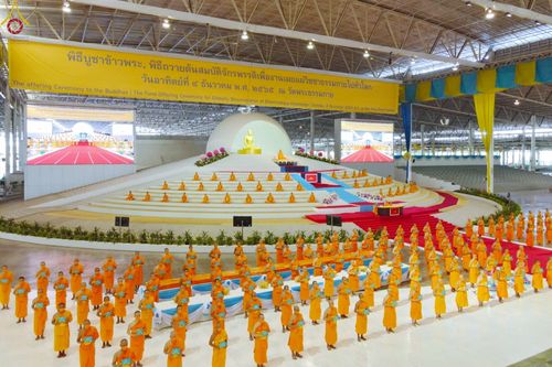 ภาพ No.65405:พิธีรับมอบต้นสมบัติจักรพรรดิ เพื่องานเผยแผ่พระพุทธศาสนาวิชชาธรรมกายไปทั่วโลก แด่ศูนย์ส่งเสริมศีลธรรมทั่วโลก 221 แห่ง ในวันอาทิตย์ต้นเดือนที่ 4 ธันวาคม พ.ศ. 2565 ณ วัดพระธรรมกาย จ.ปทุมธานี