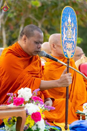 ภาพ No.281502:วันอาทิตย์ที่ 28 ธันวาคม พ.ศ.2568 ตักบาตรพระ 1000 รูป ปีที่ 1 ทำบุญเมืองสตูลส่งท้ายปี ณ หน้าโรงเรียนสตูลวิทยา จ.สตูล