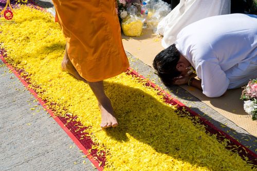 ภาพ No.106131:พิธีต้อนรับพระธรรมยาตรา ชุด 2 ในโครงการธรรมยาตรากตัญญูบูชา มหาปูชนียาจารย์  พระมงคลเทพมุนี(สด จนฺทสโร) พระผู้ปราบมาร  อนุสรณ์สถาน 7 แห่ง ปีที่ 12  วันที่ 3 มกราคม พ.ศ. 2567  ณ อนุสรณ์สถานโลตัสแลนด์ จ.สุพรรณบุรี
