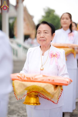 ภาพ No.298942:วันที่ 20 มกราคม พ.ศ. 2569 พิธีทอดผ้าป่าทำนุบำรุงศาสนสถาน ณ วัดใหม่นพรัตน์ ต.เนินพระปรางค์ อ.สองพี่น้อง จ.สุพรรณบุรี ในโครงการธรรมยาตรา กตัญญูบูชา มหาปูชนียาจารย์ พระมงคลเทพมุนี(สด จนฺทสโร) พระผู้ปราบมาร อนุสรณ์สถาน 7 แห่ง ปีที่ 14