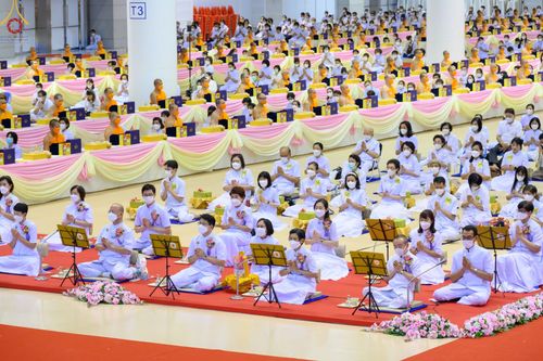 พิธีมุทิตาสักการะพระมหาเถระและพระเถระ ครั้งที่ 28 ประจำปี พ.ศ. 2565 วันอาทิตย์ที่ 20 พฤศจิกายน พ.ศ. 2565 ณ ห้องแก้วสารพัดนึก 1 สภาธรรมกายสากล วัดพระธรรมกาย