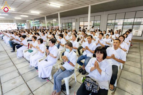 ภาพ No.316198:วันเสาร์ที่ 28 มีนาคม พ.ศ. 2569 พิธีบำเพ็ญกุศล คุณพ่อณรงค์ จินตมากุล  สิริอายุ 99 ปี 11 เดือน โยมบิดา พระครูปลัดรัตนวีรวัฒน์ (รังสฤษดิ์ อิทฺธิจินตโก) ที่ปรึกษาเจ้าคณะจังหวัดปทุมธานี เจ้าอาวาสวัดพระธรรมกาย  ณ ห้องปลูกศรัทธา 2 วัดพระธรรมกาย ปทุมธานี