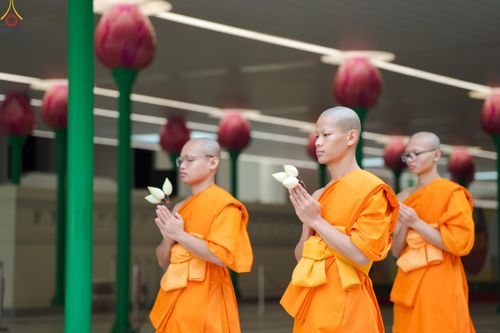 ภาพ No.328332:วันเสาร์ที่ 2 พฤษภาคม พ.ศ.2569 พิธีอุปสมบทสามเณรเตรียม DCI รุ่นที่ 23 ณ อุโบสถพระไตรปิฎก วัดพระธรรมกาย จังหวัดปทุมธานี