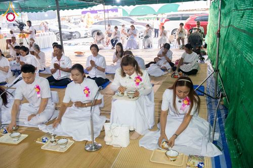 ภาพ No.297801:วันที่ 19 มกราคม พ.ศ. 2569 พิธีถวายภัตตาหารเป็นสังฆทาน แด่พระธรรมยาตรา ณ อนุสรณ์สถานบางปลา วัดบางปลา อำเภอบางเลน จังหวัดนครปฐม ในโครงการธรรมยาตรา กตัญญูบูชา มหาปูชนียาจารย์ พระมงคลเทพมุนี(สด จนฺทสโร) พระผู้ปราบมาร อนุสรณ์สถาน 7 แห่ง ปีที่ 14