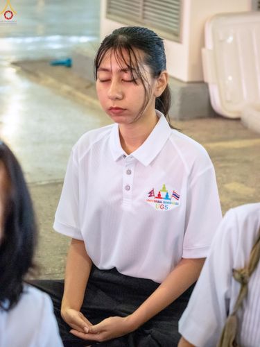 ภาพ No.337584:วันอาทิตย์ต้นเดือน 5 กรกฎาคม พ.ศ.2569 พิธีตักบาตรข้าวสารอาหารแห้ง  ณ บ้านแก้วเรือนทองคุณยายฯ วัดพระธรรมกาย
