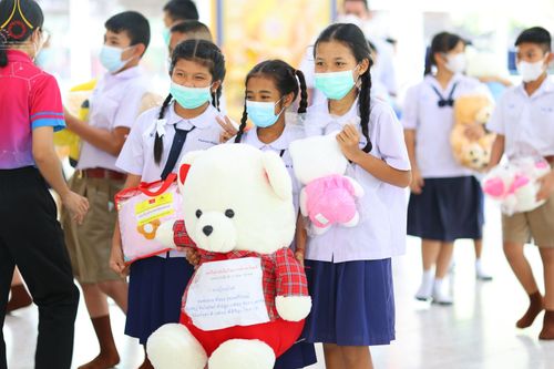 ภาพ No.71114:วัดพระธรรมกาย มูลนิธิธรรมกาย และเครือข่ายคณะศิษยานุศิษย์วัดพระธรรมกายทั่วโลก  มอบของขวัญสนับสนุนการจัดกิจกรรมเนื่องในงานวันเด็กแห่งชาติ ประจำปี พ.ศ.๒๕๖๖