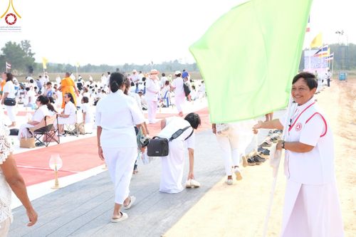 ภาพ No.130173:V.34 เพื่อธรรมเพื่อบางกล่ำ การรับบุญของเจ้าหน้าที่หน่วยงานต่างๆ  เพื่องานธรรมยาตราอัญเชิญพระบรมสารีริกธาตุ ประดิษฐาน ณ มหารัตนเจดีย์สิริปทุมสวรรค์ (เจดีย์อริยพุทธะ 5 พระองค์) ณ ศูนย์ปฏิบัติธรรมภาคใต้ อ.บางกล่ำ จ.สงขลา ระหว่างวันที่ 9-10 มีนาคม พ.ศ. 2567