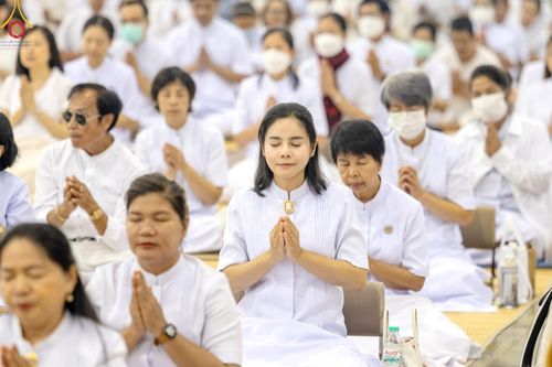 ภาพ No.206024:พิธีตักบาตร และ พิธีบูชาข้าวพระ ในวันอาทิตย์ต้นเดือน 2 กุมภาพันธ์ พ.ศ. 2568 ณ สภาธรรมกายสากล วัดพระธรรมกาย