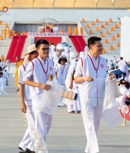 ภาพ No.125532:V.27 มาฆะ สาธุ  การรับบุญเตรียมงาน ปฎิบัติงาน เก็บงาน ของเจ้าหน้าที่หน่วยงานต่างๆ เพื่อวันมาฆบูชา วันเสาร์ที่ 24 กุมภาพันธ์  พ.ศ. 2567 ณ วัดพระธรรมกาย จ.ปทุมธานี