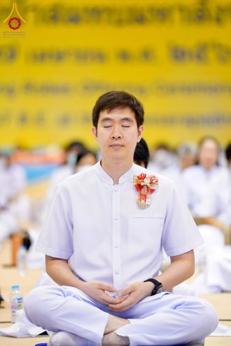 ภาพ No.134472:พิธีทอดผ้าป่าสมทบ มหาสังฆทาน 10,000 วัด ทั่วไทย วันอาทิตย์ต้นเดือนที่ 7 เมษายน พ.ศ.2567 ณ ห้องแก้วสารพัดนึก 1 สภาธรรมกายสากล  วัดพระธรรมกาย จ.ปทุมธานี